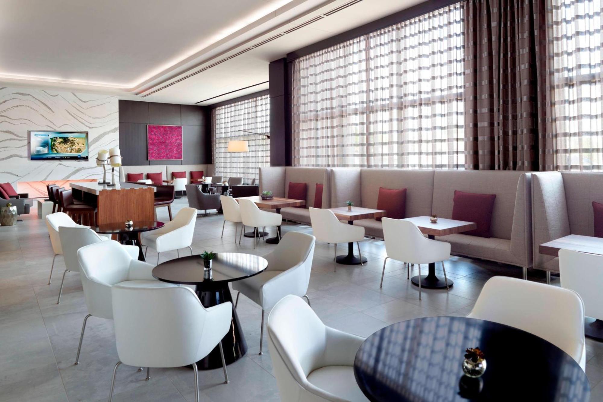 Отель Marriott Columbus Osu Экстерьер фото