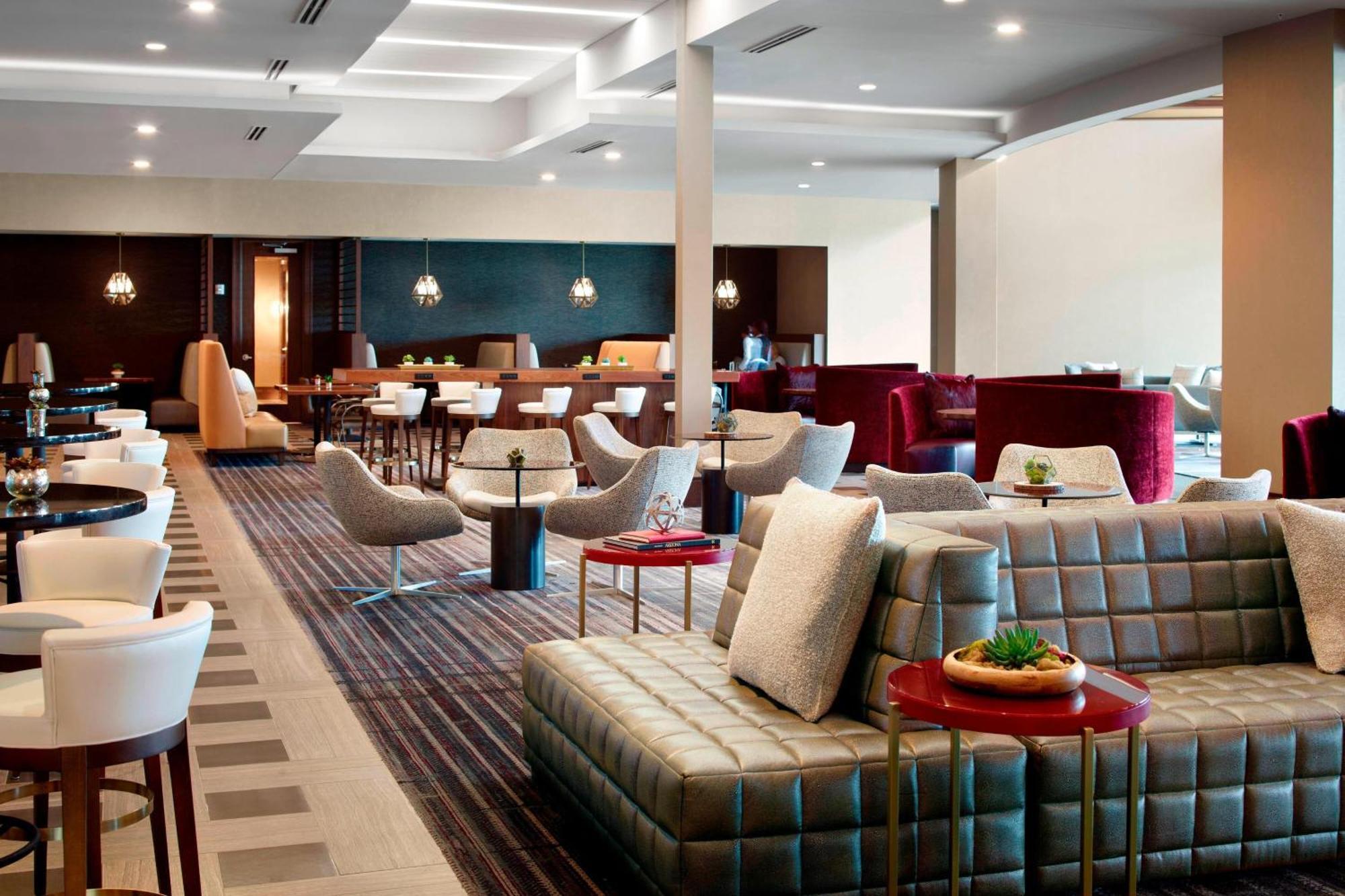 Отель Marriott Columbus Osu Экстерьер фото